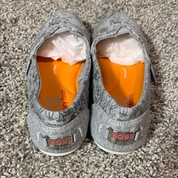 Skechers by BOBs Gray Memory Fam Slip-On Shoes with Cat Print Sz 6.5 New - Picture 4 of 10